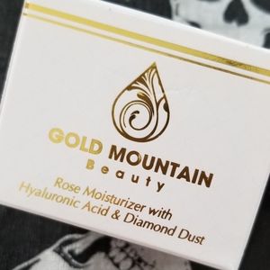 Gold Mountain Beauty Bundle